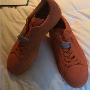 Orange Pumas with triple fat laces. NEW! 10.5